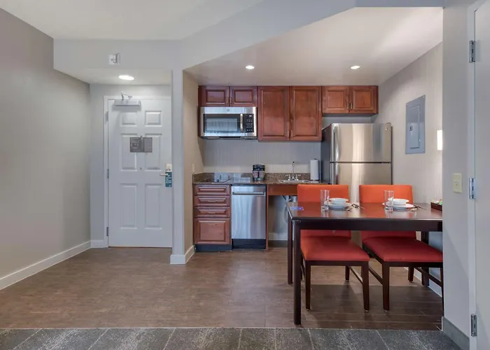 Homewood Suites By Hilton Olmsted Village