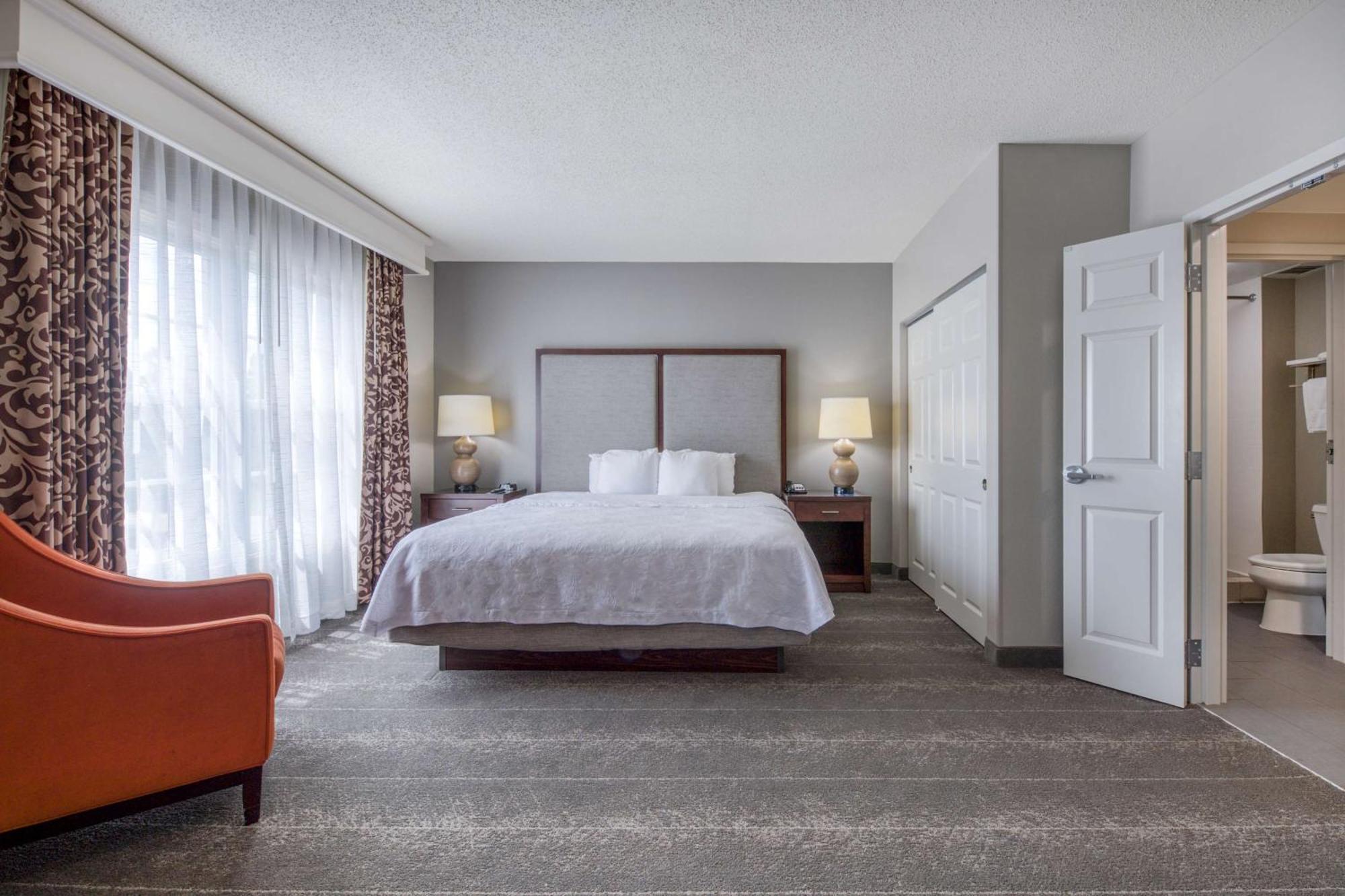 Homewood By Hilton Olmsted Village Hotel 3*