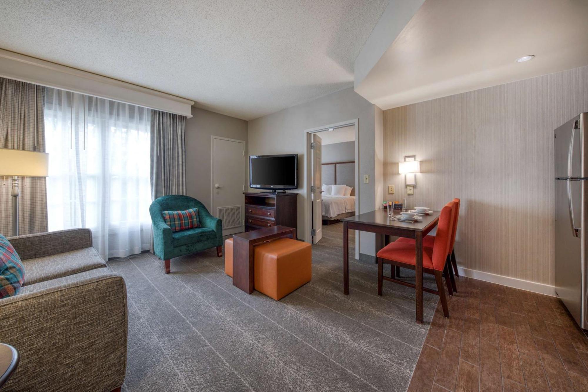Homewood By Hilton Olmsted Village Hotel 3*