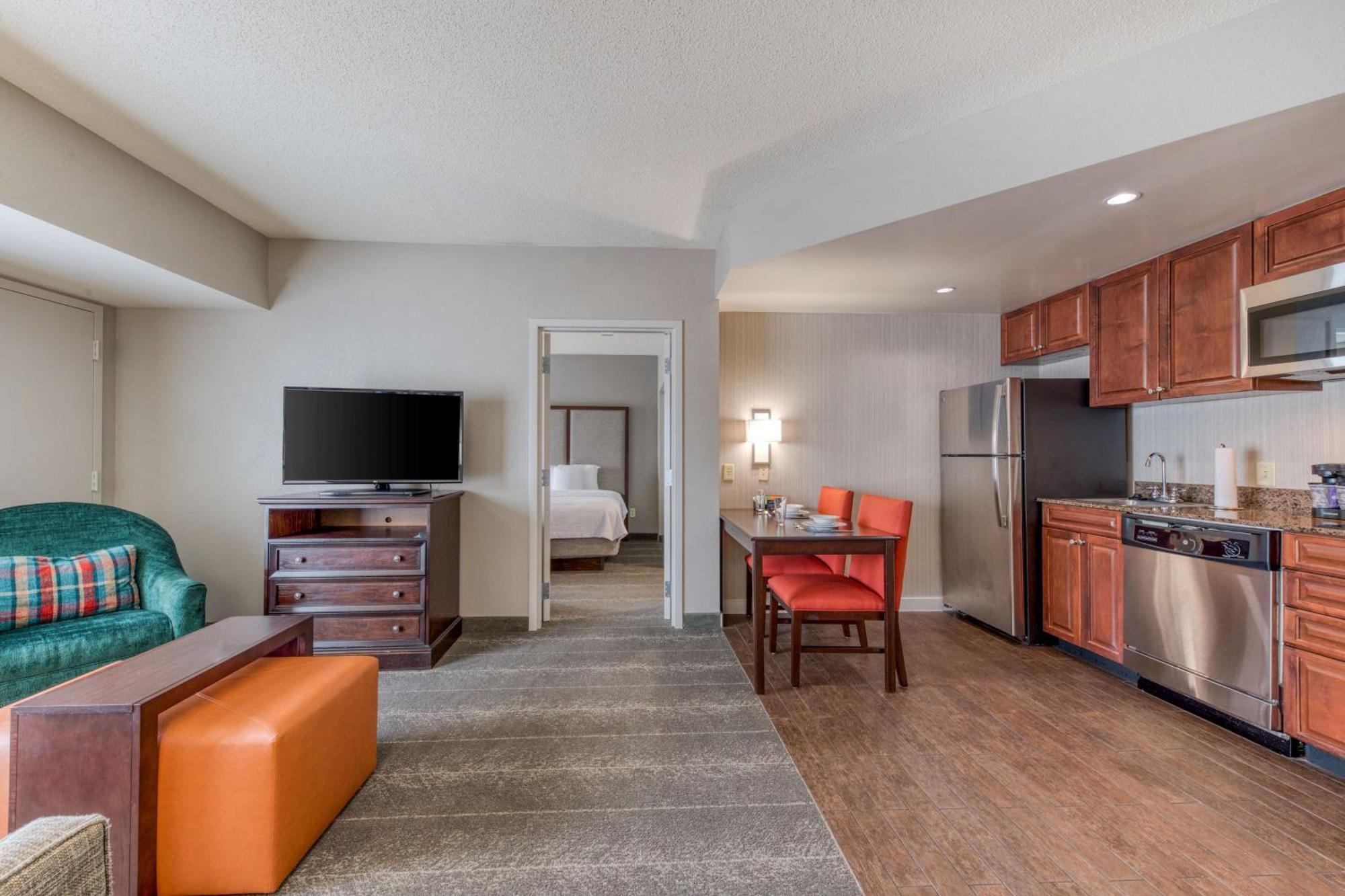 Homewood By Hilton Olmsted Village Hotel