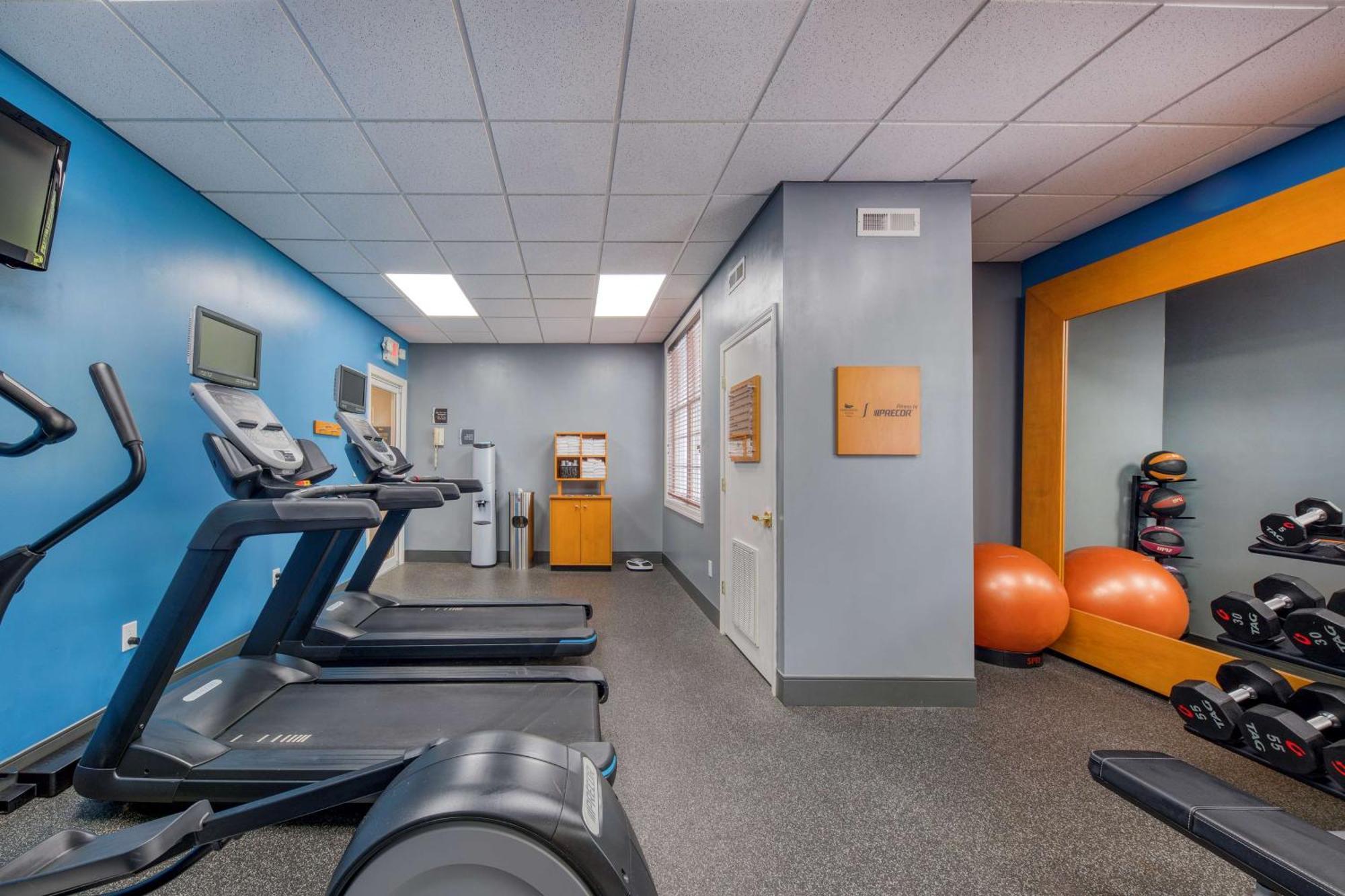 Hotel Homewood By Hilton Olmsted Village 3*